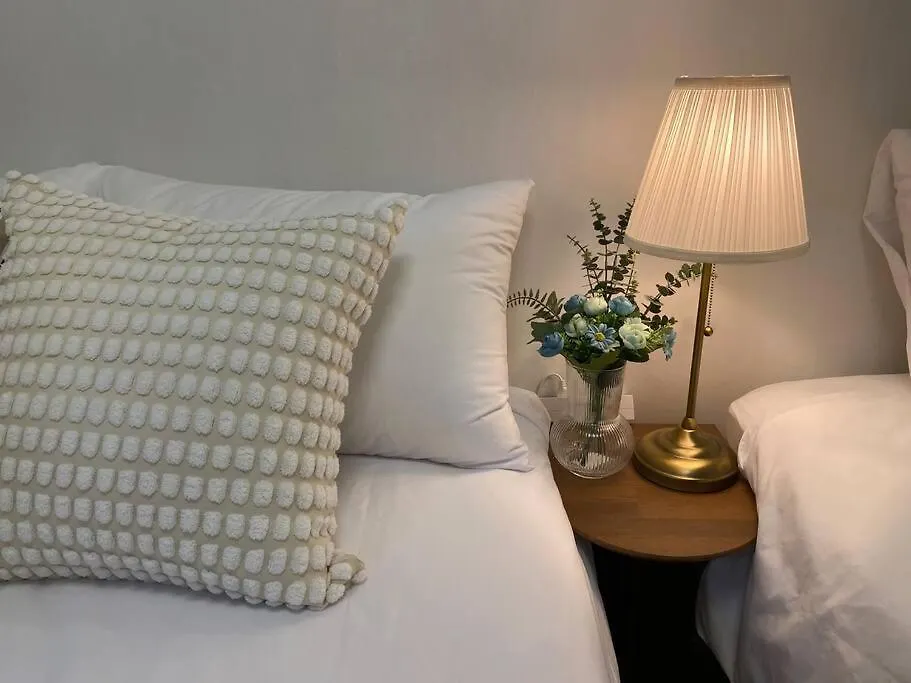 Moonlight Stay Seoul Apartment